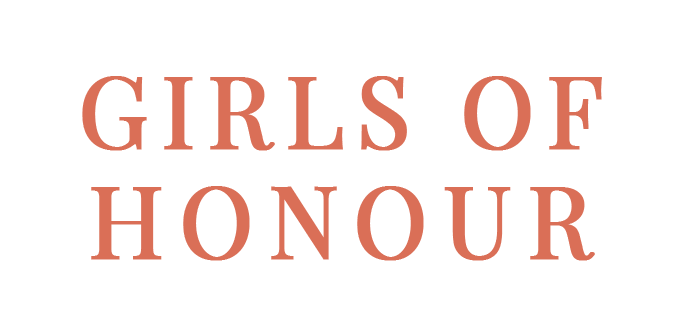 Het logo van Girls of Honour, op de website van Yara Photography genoemd onder publicaties.